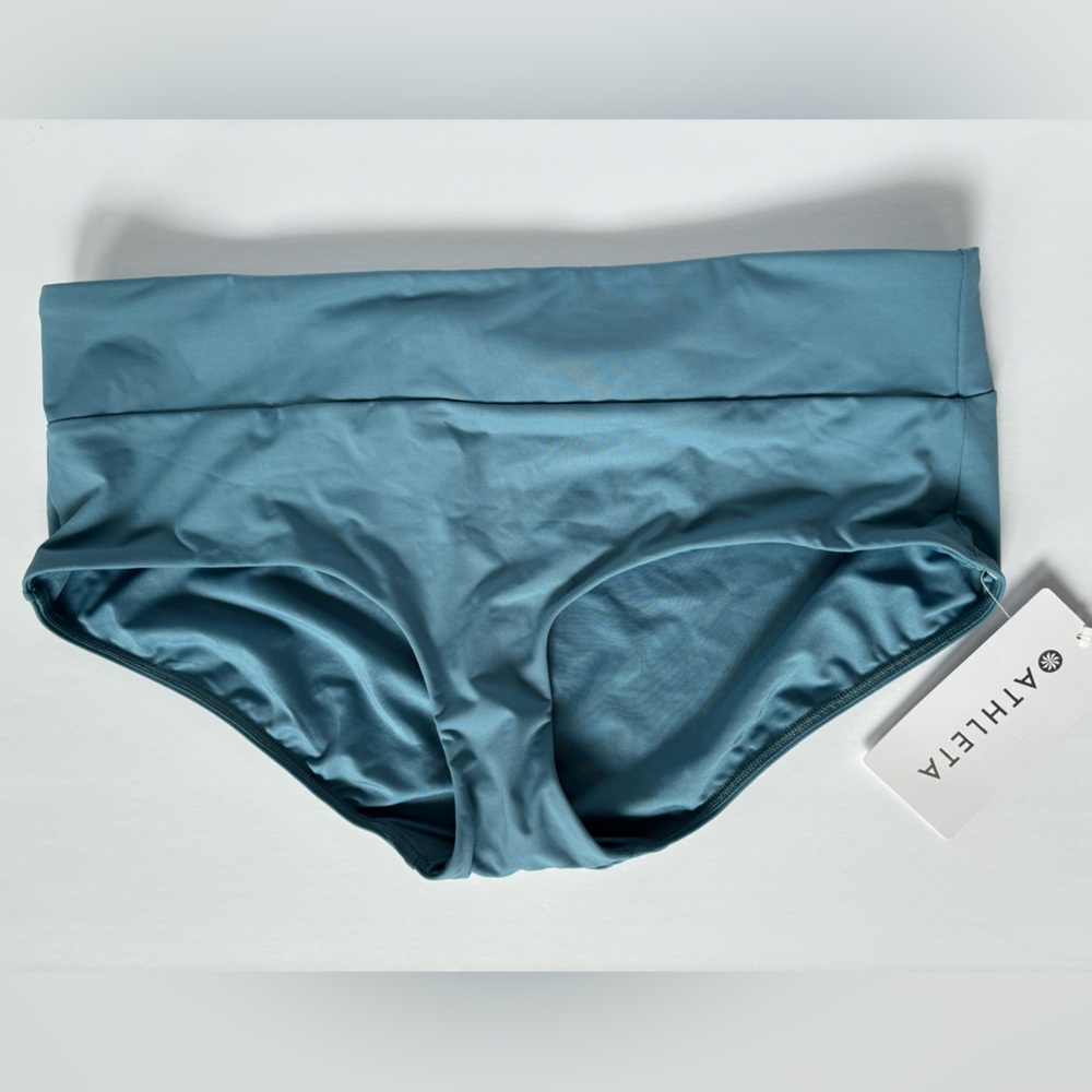 NWT Athleta Essential Swim Boyshort